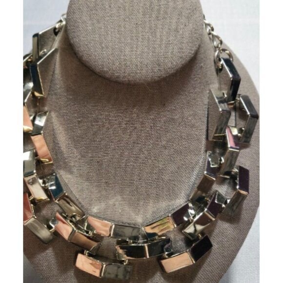 Traci Lynn Silver Tone Statement Necklace - Picture 2 of 6